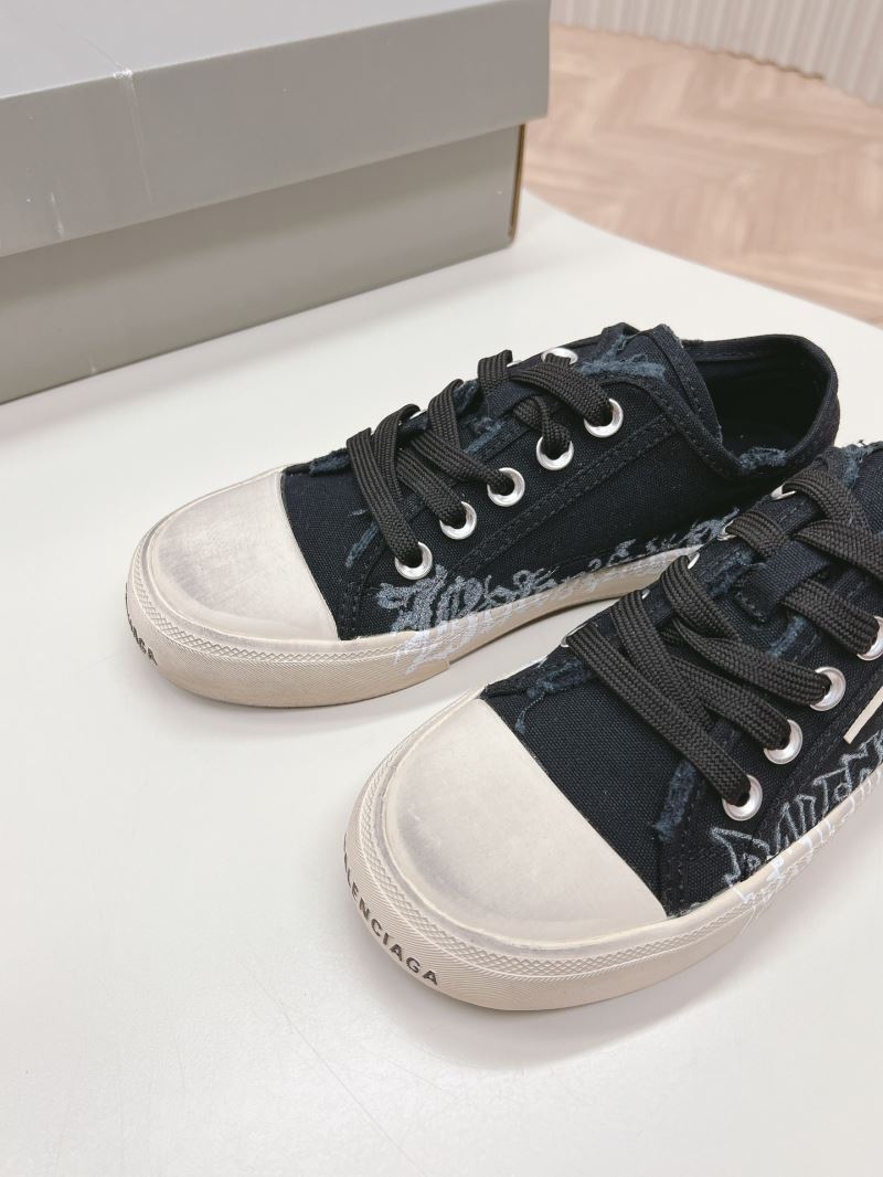 Balenciaga Low Shoes